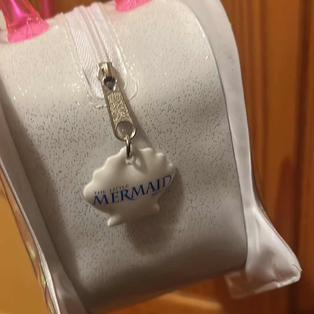 Sea Shell Purse - Picture 11 of 12